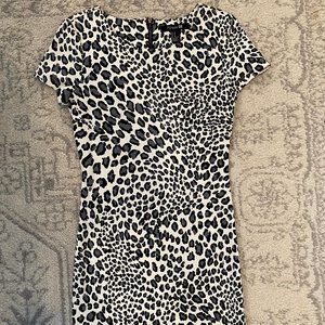 Forever 21 Leopard Short Sleeve Dress